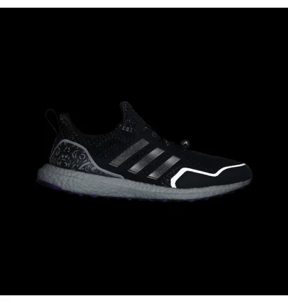 Кроссовки унисекс Adidas Ultraboost 5.0 Dna X Marvel Black Panther Shoes Black Hr0518
