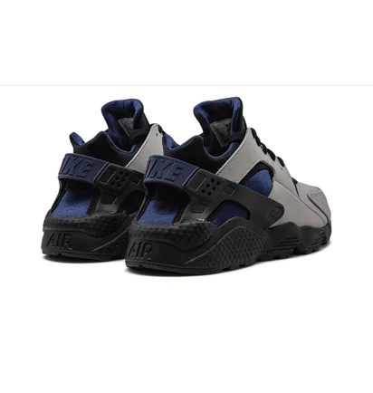 Кросівки чоловічі Nike Air Huarache Le Grey DH8143-400