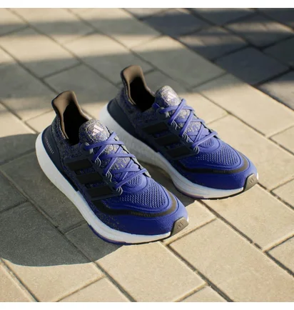 Кроссовки мужские Adidas Ultraboost Light Blue ID3276