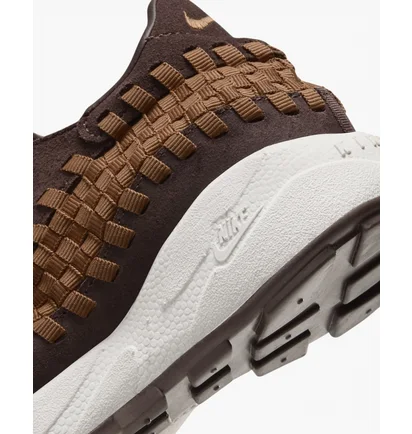 Кросівки жіночі Nike Air Footscape Woven Shoes Brown FB1959-200