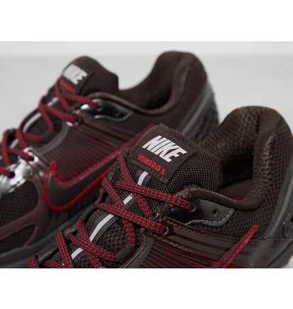 Кроссовки мужские Nike Zoom Vomero 5 Brown FN3420-200