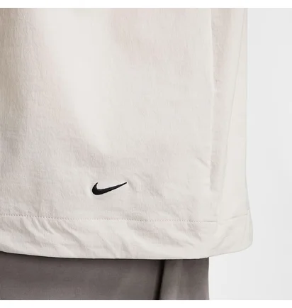 Вітровка чоловіча Nike Tech Woven Grey HM7151-014