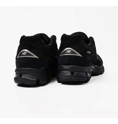 Кроссовки унисекс New Balance 2002R Black U200278J