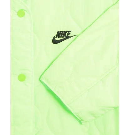 Куртка жіноча Nike Sportswear Sports Utility Jacket Green FD4239-337