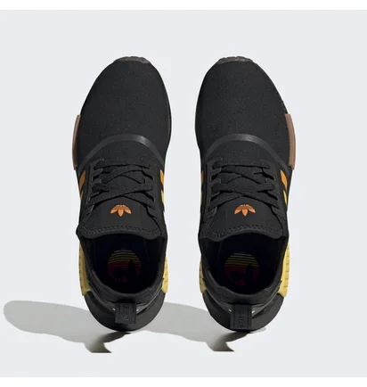 Кроссовки мужские Adidas Nmd_R1 Shoes Black HQ4561