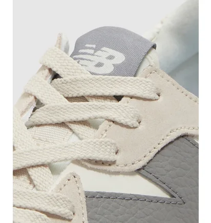 Кросівки унісекс New Balance 327 Sneaker White/Beige U327LT