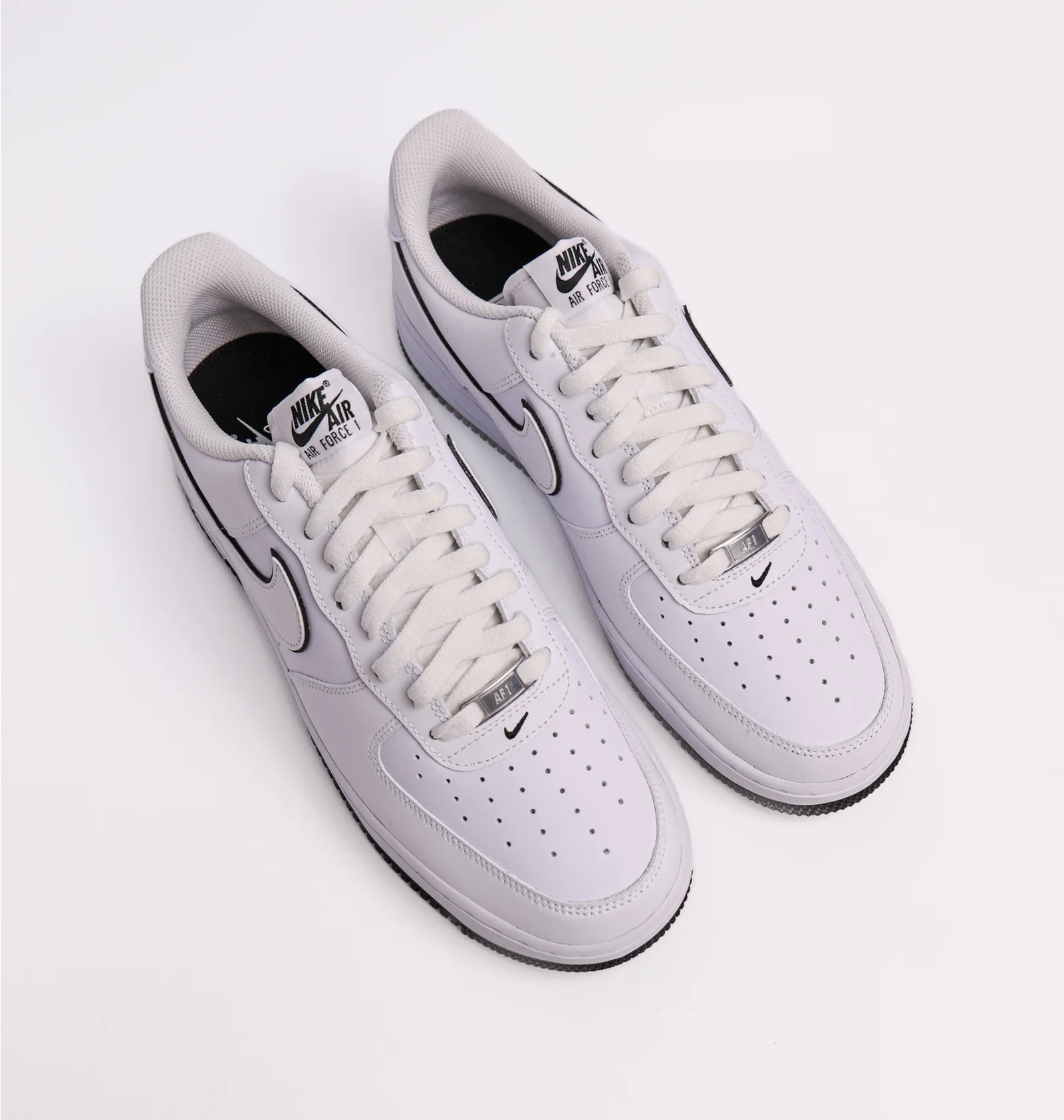 ᐉ Кросівки чоловічі Nike Air Force 1 07 White DV0788-103