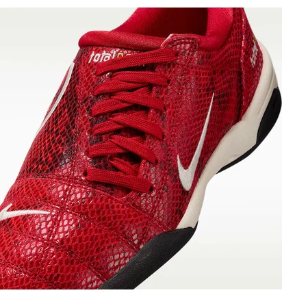 Кроссовки женские Nike Total 90 S E WomenS Shoes Red IB4204-600