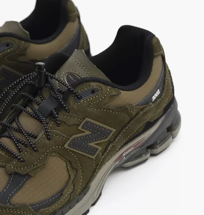 Мужские кроссовки New Balance Protection Pack 2002 Brown M2002RDN