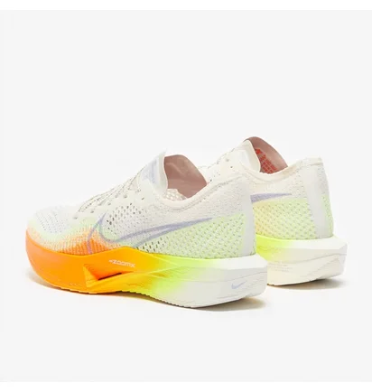 Кросівки чоловічі Nike Zoomx Vaporfly Next Percent 3 White DV4129-101