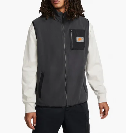 Жилетка чоловіча Nike Sportswear Therma-Fit Black Dq5105-070