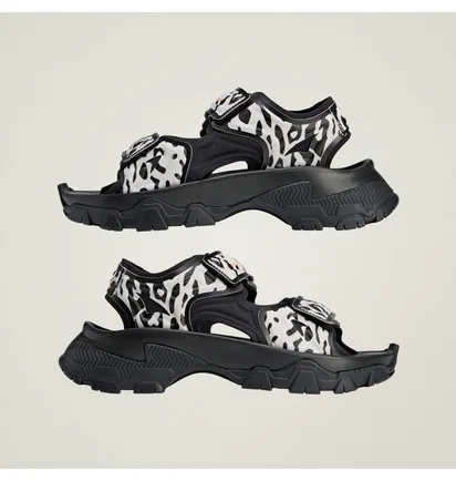 Сандалі жіночі Adidas By Stella Mccartney Hika Outdoor Sandals Black/White IF1797