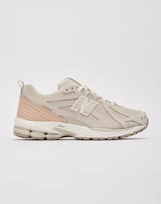 Кросівки чоловічі New Balance 1906R Beige M1906FD