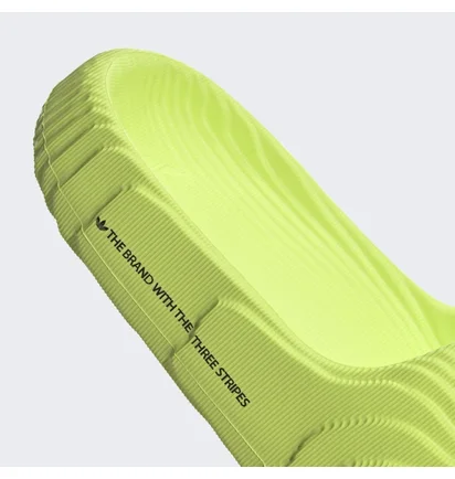 Тапочки унисекс Adidas Adilette 22 Slides Green HP6523