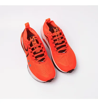 Кросівки унісекс Nike Zegama Orange FD5191-800