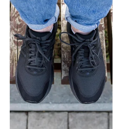 Кроссовки мужские New Balance 411 Black M411LK2