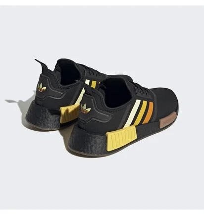Кроссовки мужские Adidas Nmd_R1 Shoes Black HQ4561