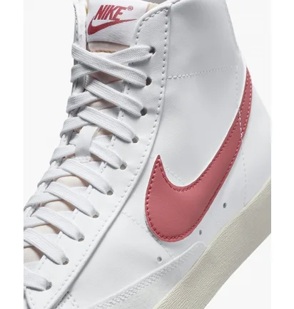 Кроссовки женские Nike Blazer Mid 77 White FZ3626-100