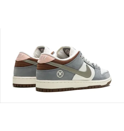 Кросівки унісекс Nike Sb Dunk Low White/Grey FQ1180-001