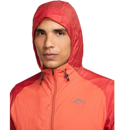 Ветровка мужская Nike Trail Aireez Orange FN4002-846
