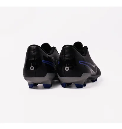 Бутсы унисекс Nike Tiempo Legend 10 Club Black DV4344-040