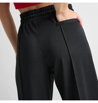 Штаны женские Air Jordan Core Knit Track Pants Black FV7101-010