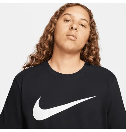 Футболка мужская Nike Swoosh Sportswear Black DX1983-010