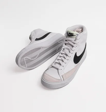 Кросівки дитячі Nike Blazer Mid 77 Grade School Lifestyle Shoes White DA4086-109