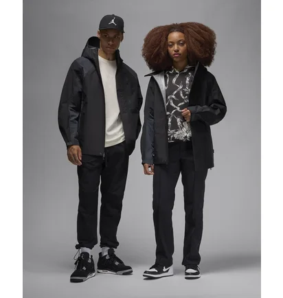 Куртка чоловіча Air Jordan Gore-Tex Jacket Black FV7215-045