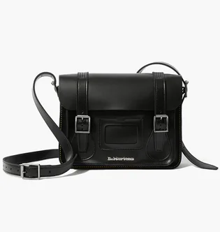 Сумка унісекс Dr. Martens 11 Inch Leather Messenger Bag Black AB097001