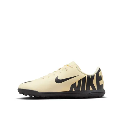 Сороконіжки дитячі Nike Jr Vapor 15 Club Tf Beige DJ5956-700