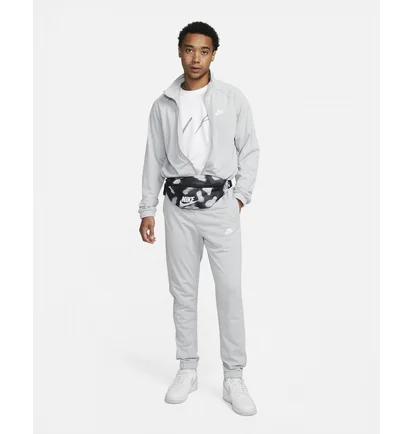 Спортивний костюм чоловічий Nike Club White FB7351-077