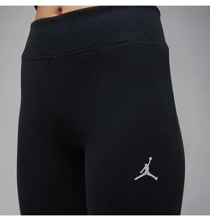 Лосины женские Air Jordan Brooklyn Essentials WomenS Mid-Rise Flared Leggings Black IF4822-010