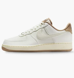 Кросівки чоловічі Nike Air Force 1 07 Lv8 MenS Winterized Shoes White/Beige FZ5225-100