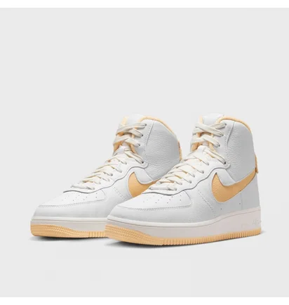 Кросівки жіночі Nike Air Force 1 Sculpt White DV7454-100