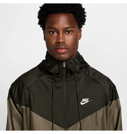 Ветровка мужская Nike Wvn Lnd Wr Hd Jkt Olive DA0001-222