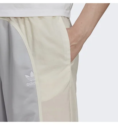 Штани жіночі Adidas Adicolor Split Trefoil Track Pants Grey Hc7046