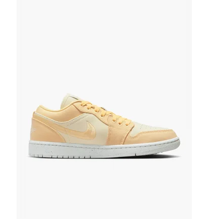 Кроссовки женские Air Jordan Air 1 Low Se Shoes Beige/Yellow DV0426-200
