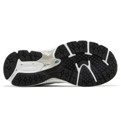 Кросівки дитячі New Balance 2002R Grey GC2002KA