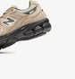 Кроссовки мужские New Balance 2002R Beige M2002REG