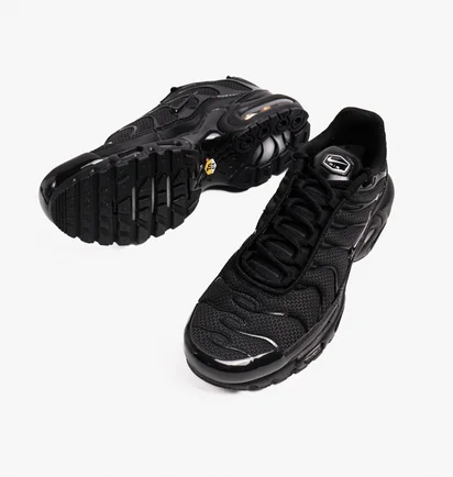 Кросівки чоловічі Nike Air Max Plus Triple Black 604133-050