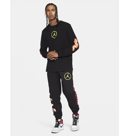 Свитшот мужской Air Jordan Sport Dna Long-Sleeve T-Shirt Black CV3000-010