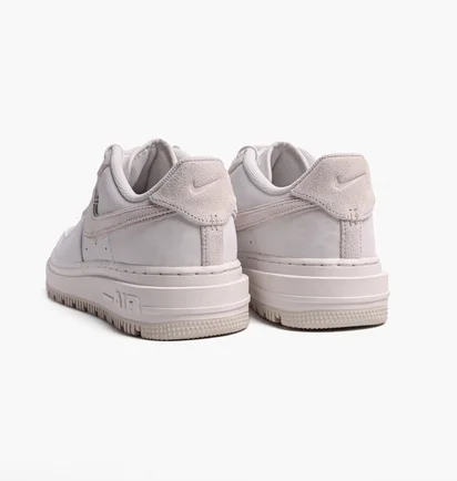Кросівки чоловічі Nike Air Force 1 Low Luxe Summit DD9605-100