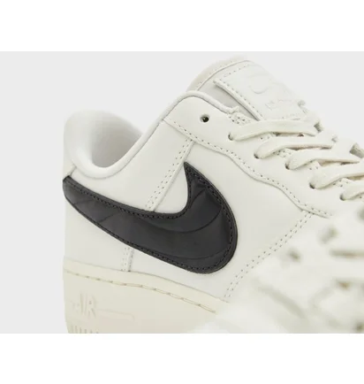Кросівки жіночі Nike Air Force 1 07 White FV1182-001