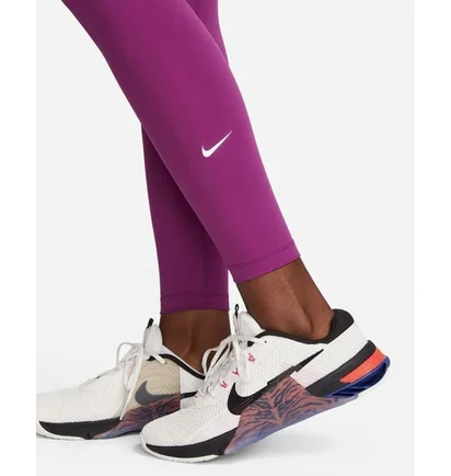 Легінси жіночі Nike Fast Violet AT3103-503