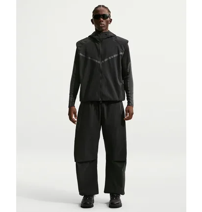 Жилетка мужская Nike Dri-Fit Woven Windrunner Black HV0982-010