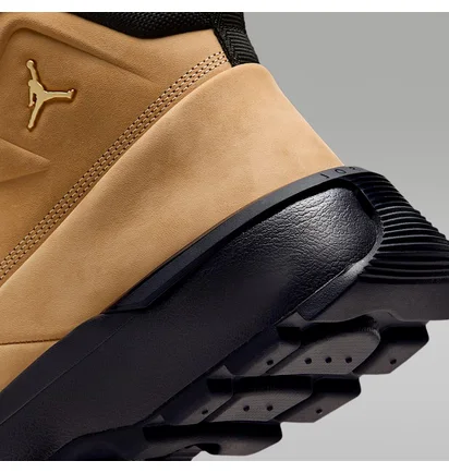 Ботинки мужские Air Jordan City Boot Flax Brown/Black HV4580-200