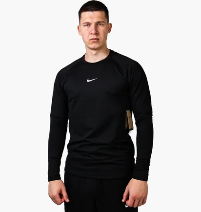 Лонгслів чоловічий Nike Pro Warm Long-Sleeve Top Black FB7982-010
