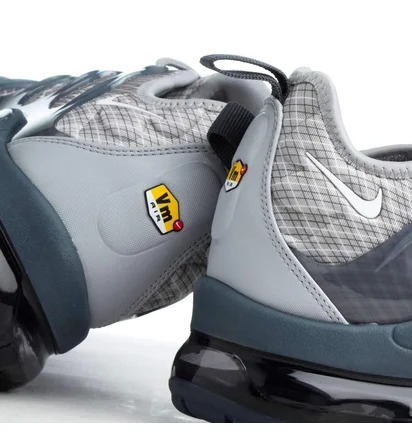 Кроссовки мужские Nike Air Vapormax Plus Grey 924453-019
