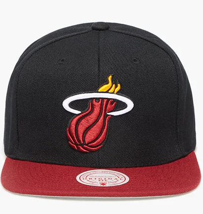 Кепка унисекс Mitchell & Ness Nba Wool 2 Tone Stretch Snapback Miami Heat Black/Red 6HSSMM19362-MHEBKRD